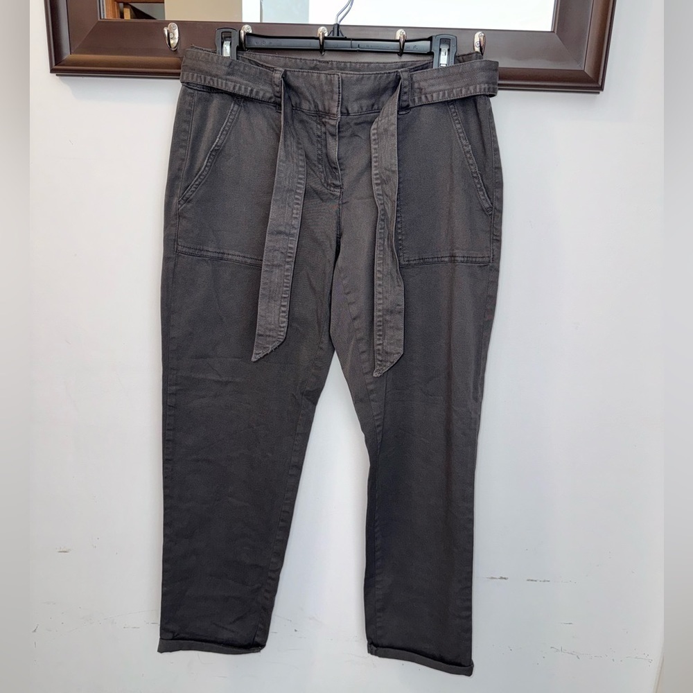 NWT Loft Ladies Dark Grey Pants Size 4